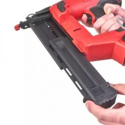 Cloueur de finition 18 GS Milwaukee M18 FN18GS-0X 18 V nu + HD-BOX -Screwdriver Soldes Boutique AFD 129369